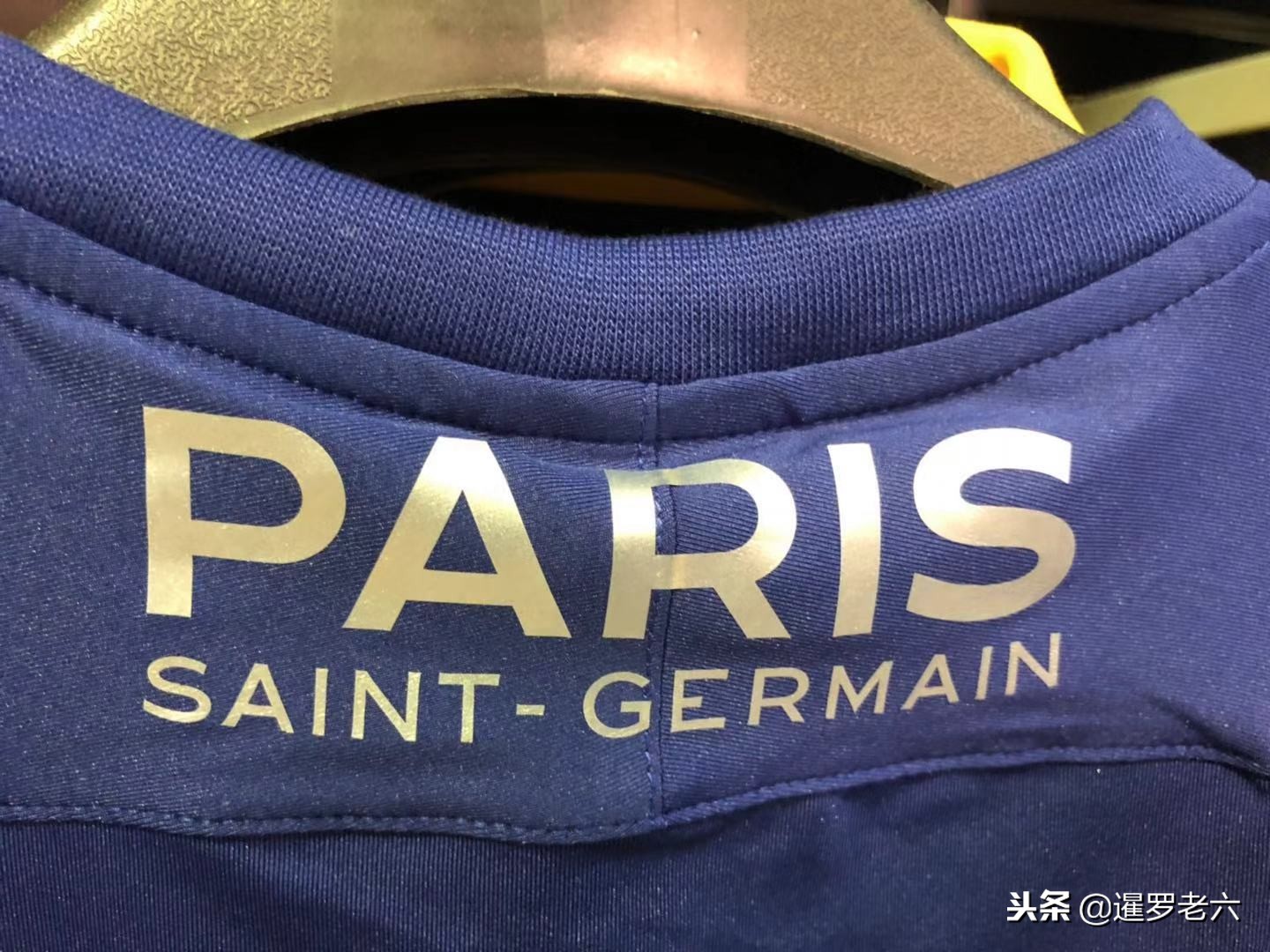 示了西